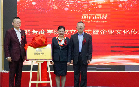 J9������ѧԺ��������ҵ�Ļ����д��¡������